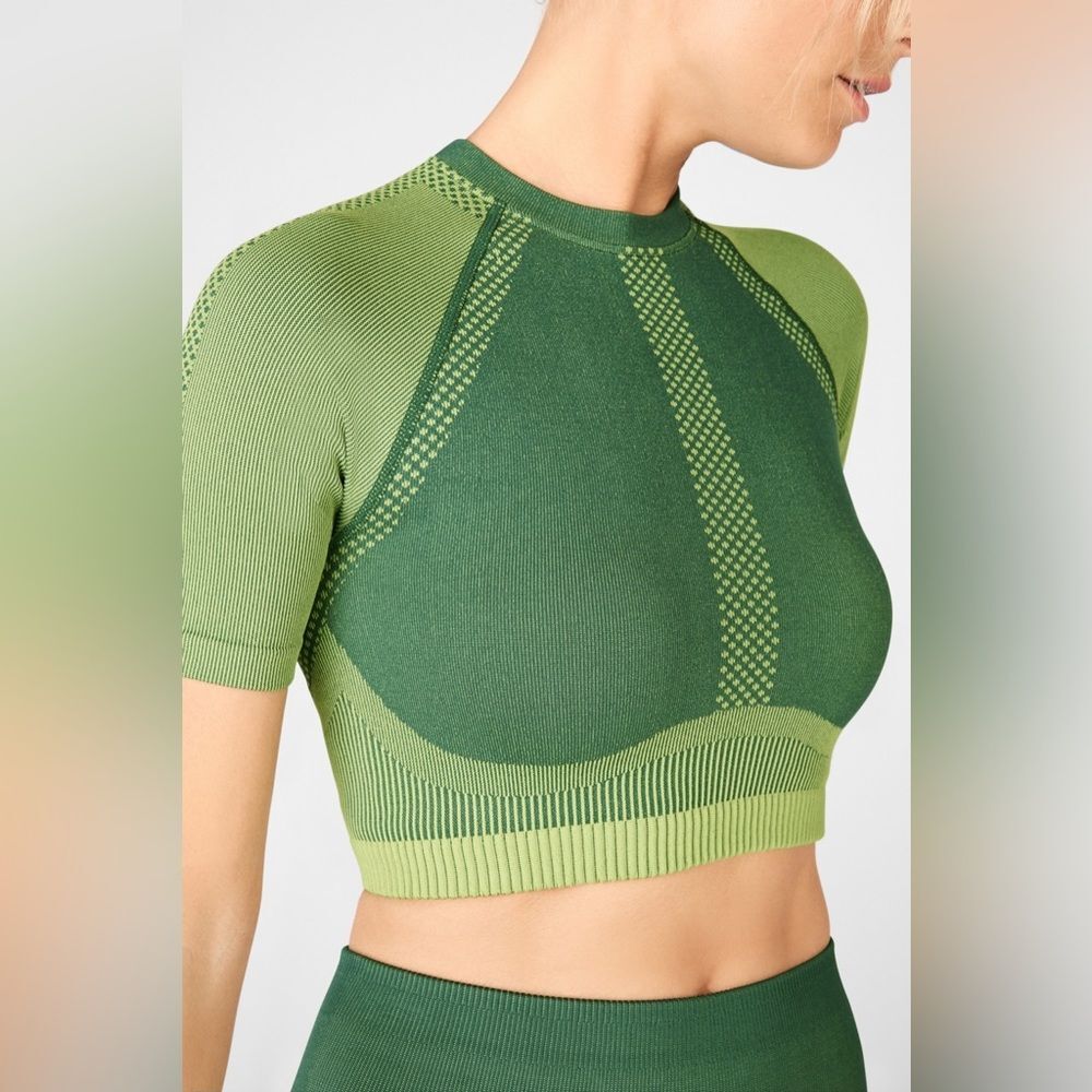 Fabletics Jessie Seamless Crop Top Size: XS-S
